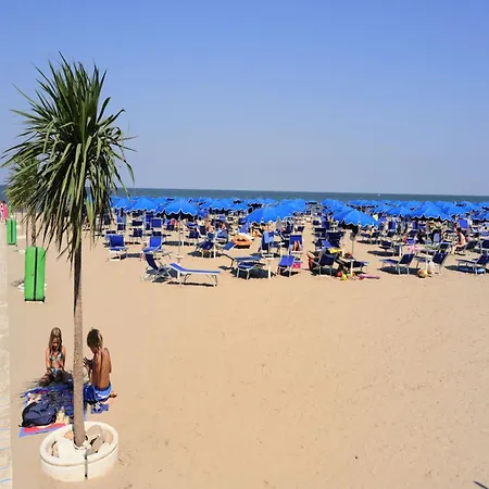 Just Steps From The In Apartment Rosolina Mare