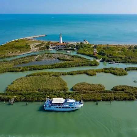 Just Steps From The In Apartment Rosolina Mare