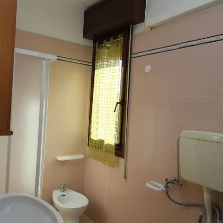 Apartment Just Steps From The In Rosolina Mare